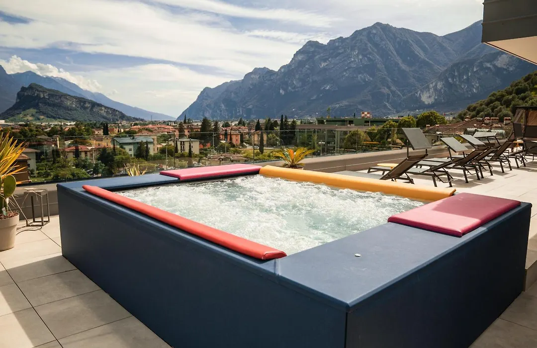 Hoody Active & Happiness Hotel-1