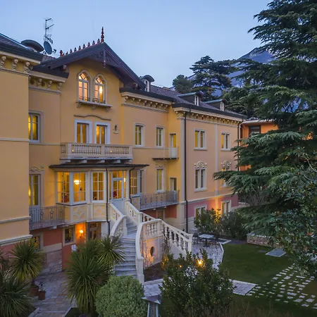 Villa Italia Luxury Suites&Apartments-2